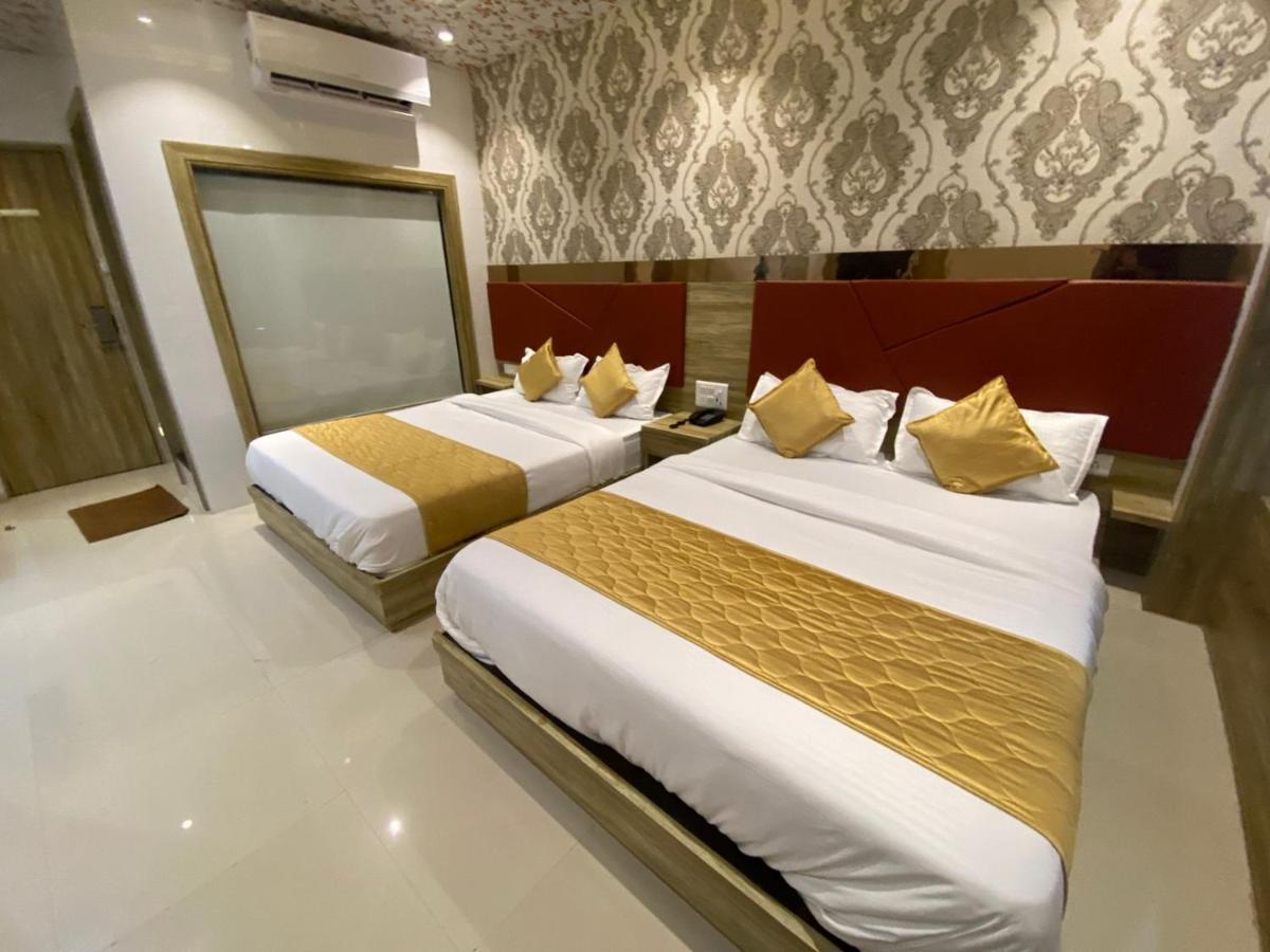Hotel Bkc Crown - Near Trade Centre, Visa Consulate Мумбай Екстериор снимка